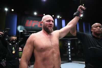Rána jako z děla! Ben Rothwell se stal šampiónem BKFC v těžké váze