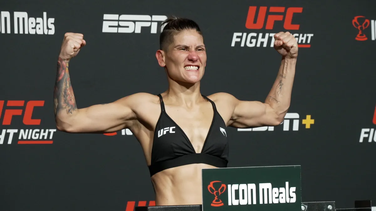 Zápasnice Josiane Nunes se v UFC složila jako domeček z karet. Šampionka potvrdila, že má v ruce dynamit