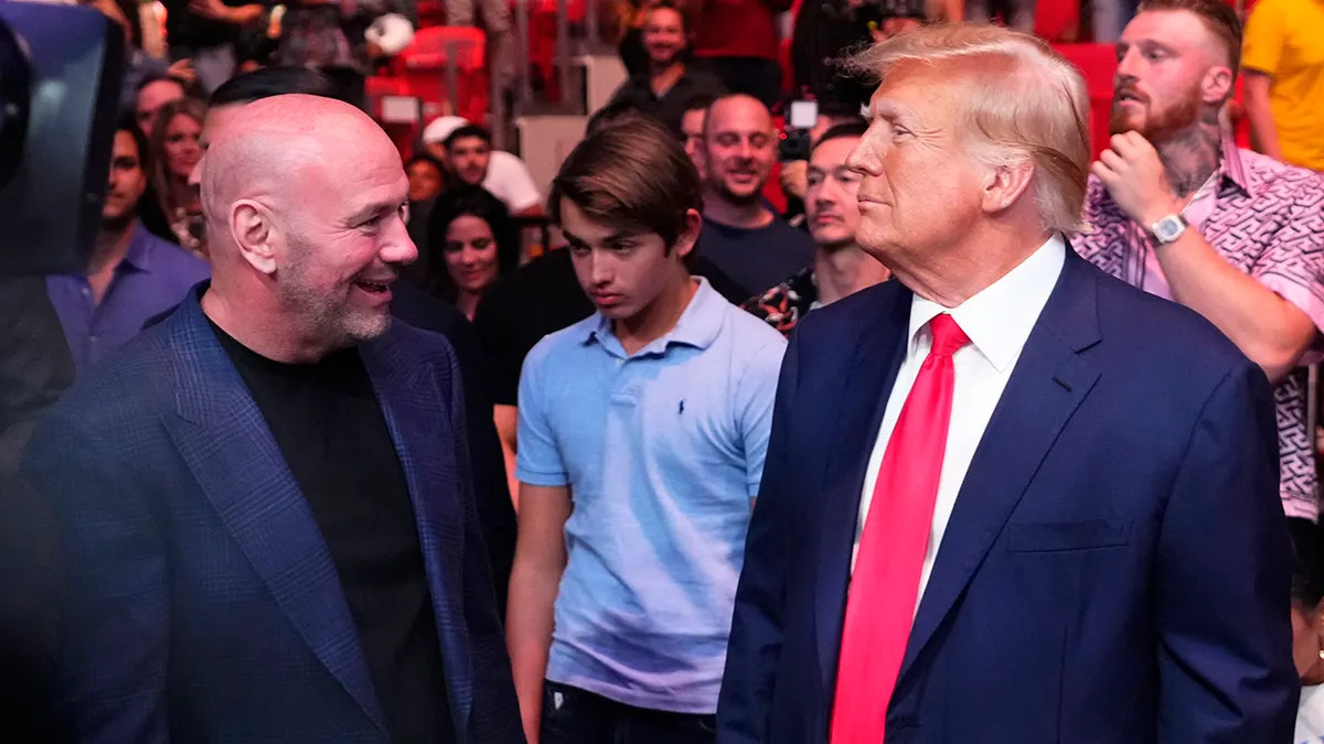 Na UFC 314 se objevil Donald Trump. Reakce davu mluví za vše