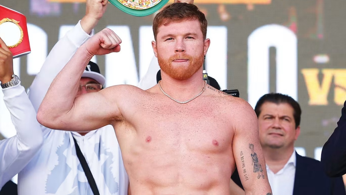 Canelo znovu ovládl svět boxu. Nyní ho čeká megasouboj s neporaženým Crawfordem