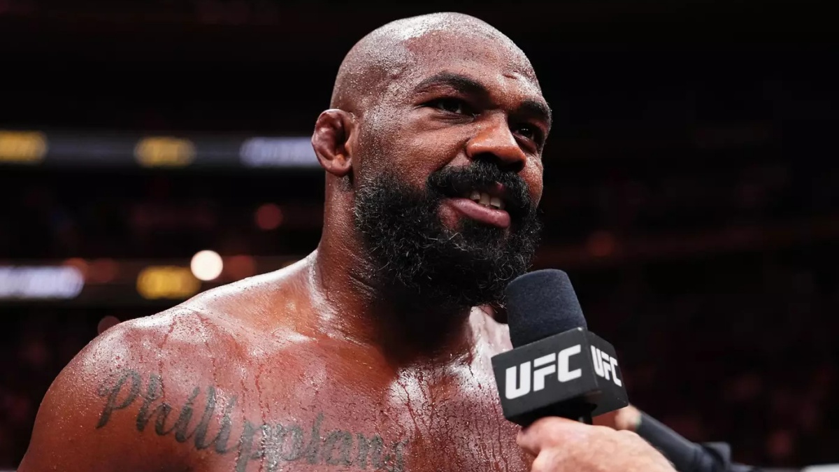 Jon Jones má strach, že ho Aspinall knokautuje. Legenda cítí, že může poprvé v kariéře padnout