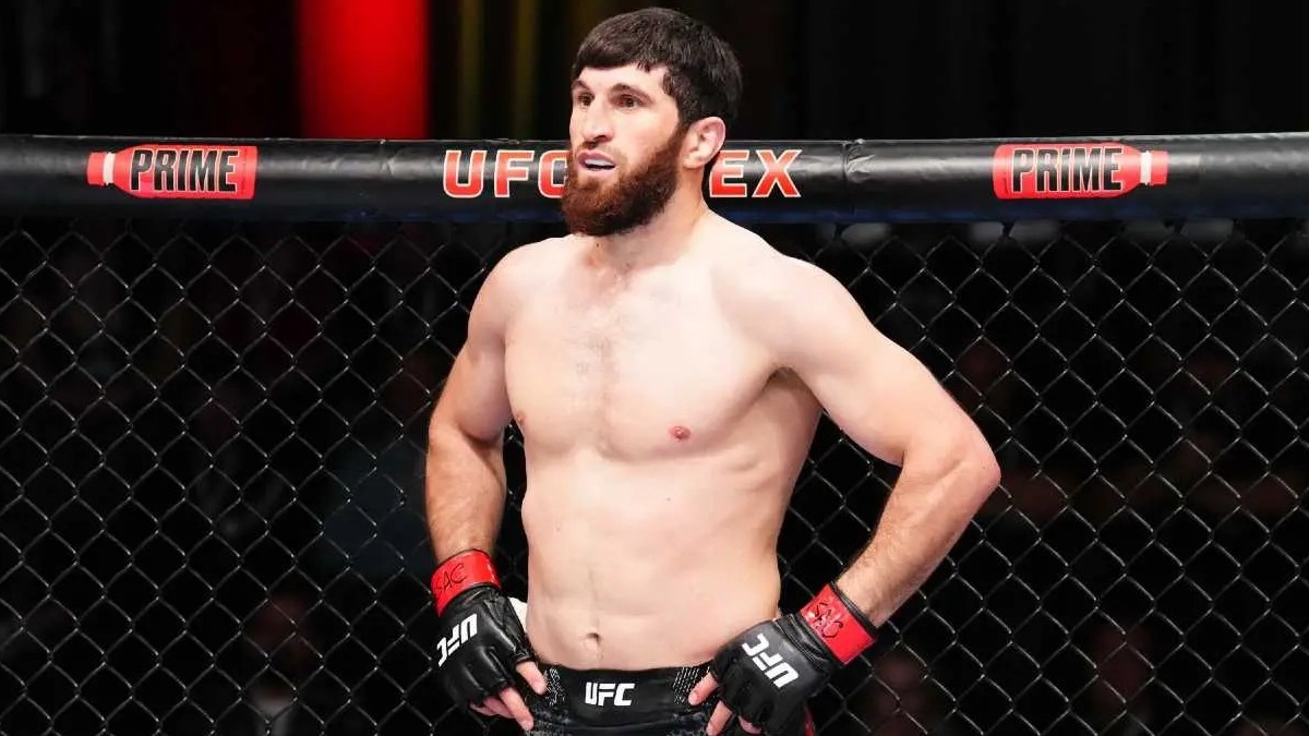Ankalaevův manažer se vysmívá Pereirovi. V odvetě o pás šampiona UFC mu slibuje demolici