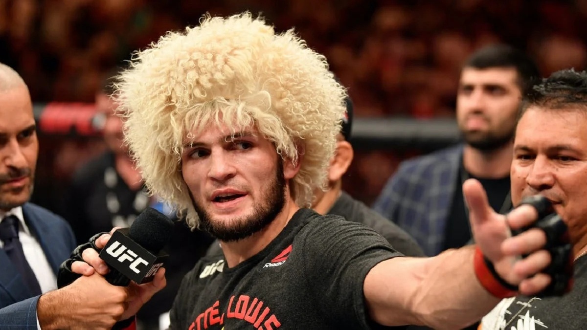 Legenda UFC se dostala pod palbu kritiky kvůli chování k ženám. Moderátorce odmítl podat ruku