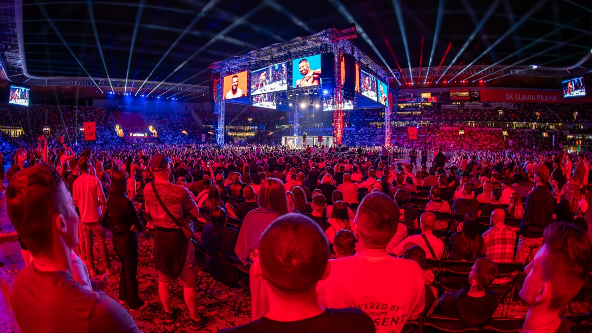 Vyprodat tři stadiony během jediného roku? To ve světě MMA dokázal pouze Oktagon