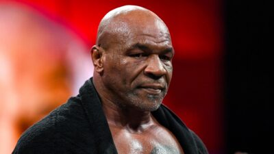 Mike Tyson ukázal na nejlepšího boxera světa. Usykovi se to líbit nebude