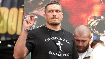 Usyk jako strýček Skrblík. Vydělává miliardy, ale nosí padělky