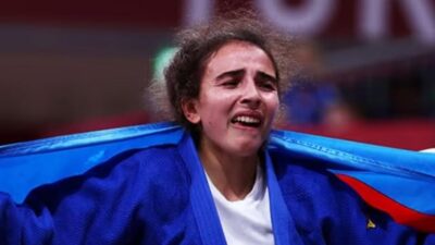 Judistka podvedla celý svět. Paralympijská vítězka Shahana Hajiyeva předstírala slepotu, dostala doživotní zákaz