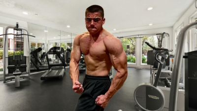 Patnáctiletý kulturista má formu jako hrom. Cody totiž bere steroidy