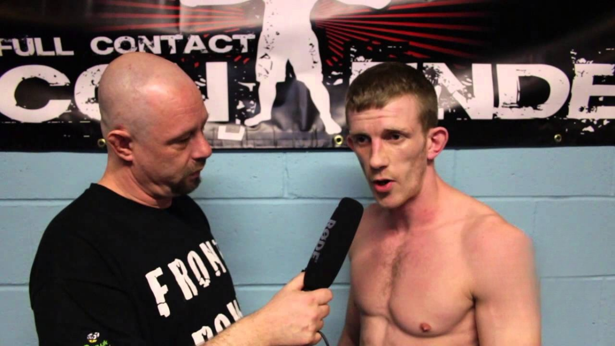 Nejslabší bojovník všech dob. Brit Reece Street prohrál všech čtyřicet zápasů v kleci