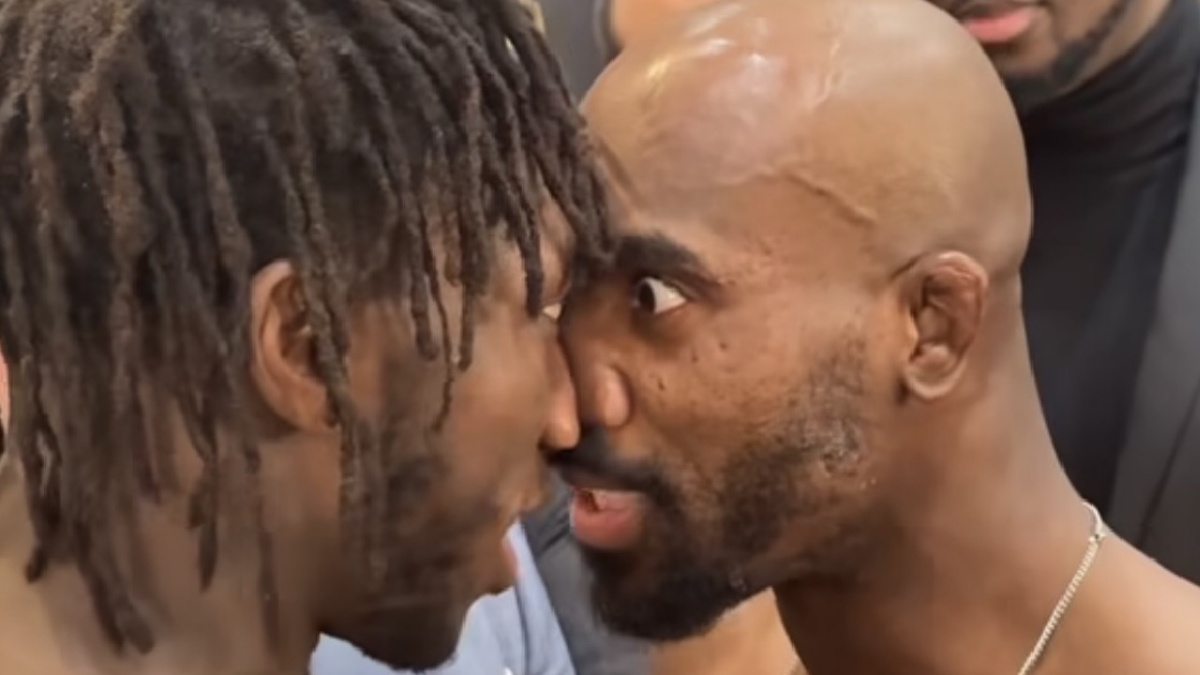 Nejtrapnější MMA staredown všech dob. Setkání bojovníků tváří v tvář skončilo polibkem