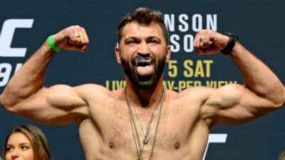 I ve 46 letech má v rukách dynamit! Legendární Andrei Arlovski tvrdě knokautoval soupeře na turnaji Misfits Boxing