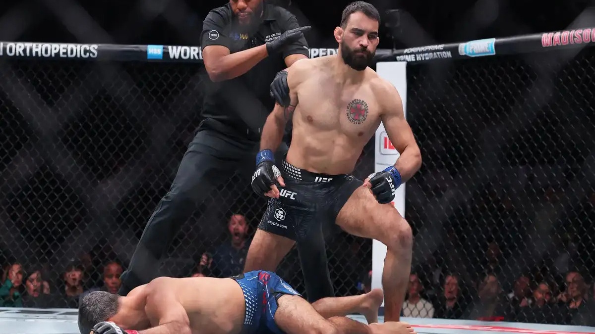 UFC 322: Benoit Saint-Denis knokautoval Beneila Dariushe už po 16 vteřinách