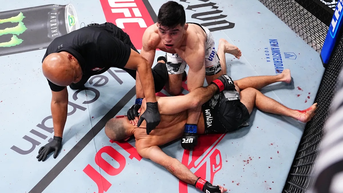 Argentinec okouzlil UFC úderem z otočky. Vallejos tvrdě ukončil Chikadzeho