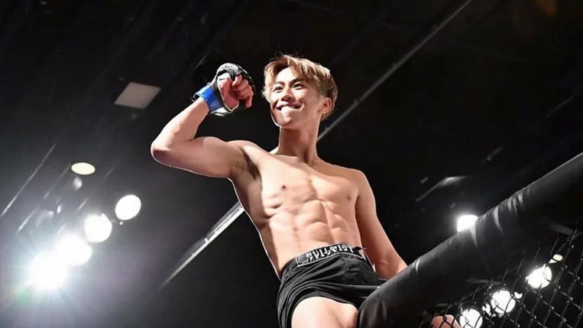 Naskočeným kolenem poslal protivníka do říše snů. Devatenáctiletý Suzuki na to potřeboval jen čtyři vteřiny