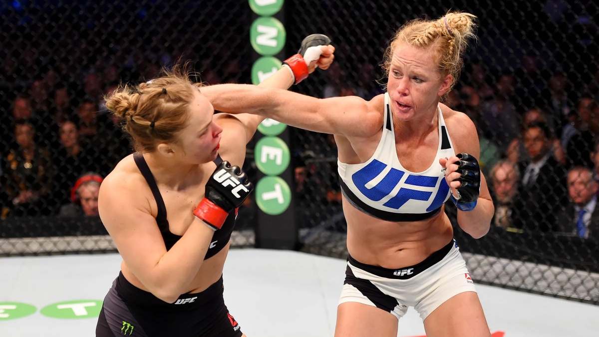 Měl vyhrát bez potíží, místo toho přišel kolaps. Nejdivočejší zvraty v MMA, po kterých favorit zůstal stát s prázdným pohledem