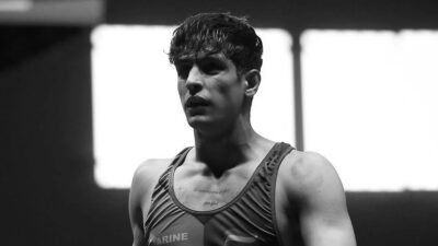 Írán veřejně popravil 19letého zápasníka. Lidská práva opět dostala na frak