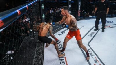 Jedna rána a bylo hotovo. Brazilec uspal soupeře tak tvrdě, že se mluví o KO roku