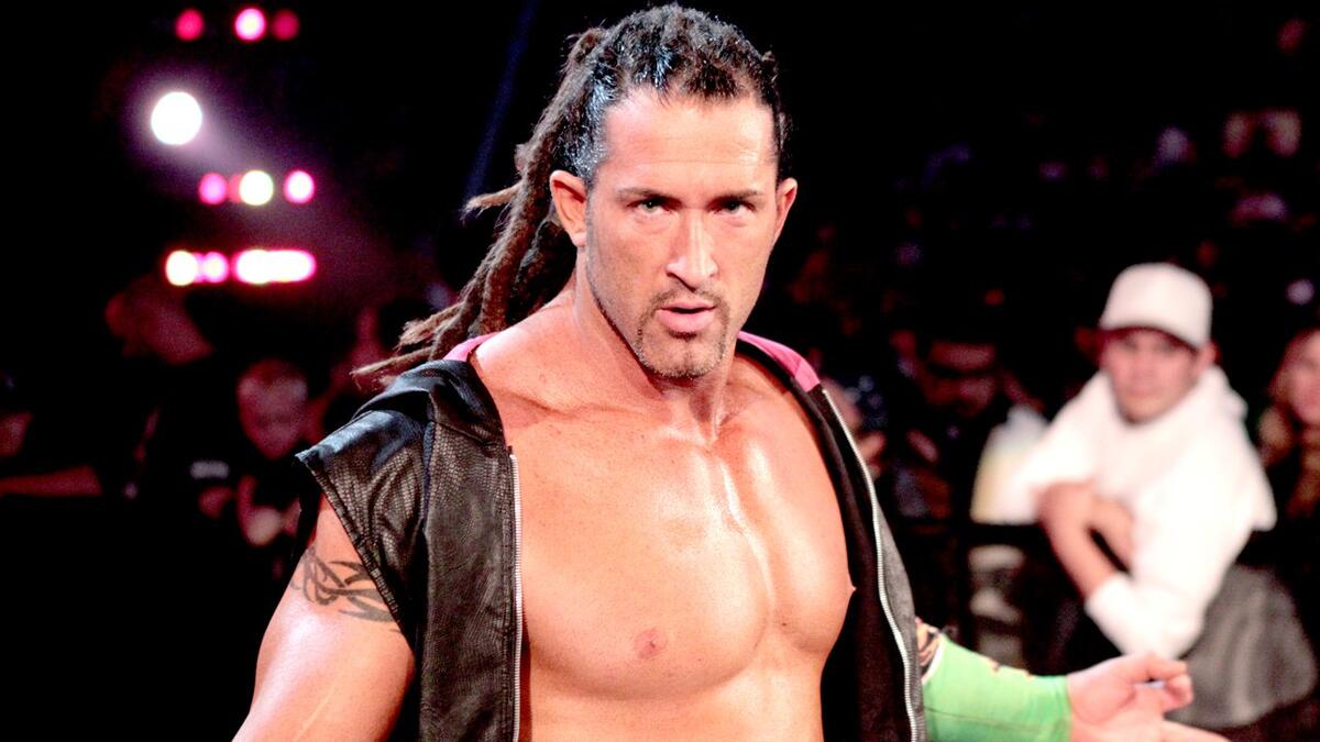 Hvězda wrestlingu odhodila masku drsňáka a šla s pravdou ven. Z Tylera Rekse se stala žena