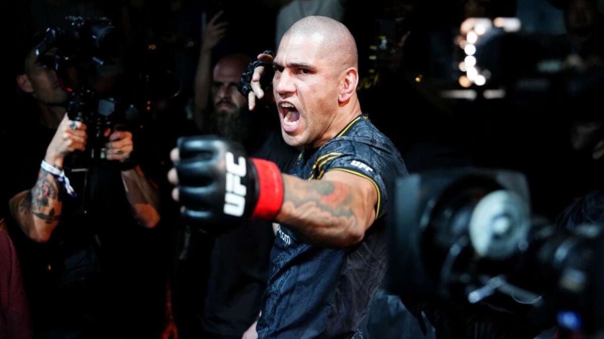 Hrál si na Alexe Pereiru a tvrdě narazil. Soupeř ho vypnul už po 10 vteřinách