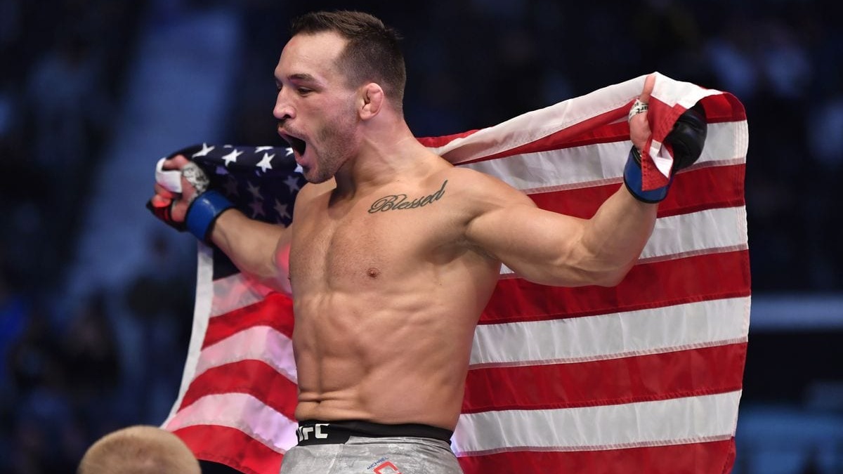 Hvězda UFC dostala od manželky ke čtyřicátinám Bentley. Chandlerova reakce na dárek za miliony baví celý internet