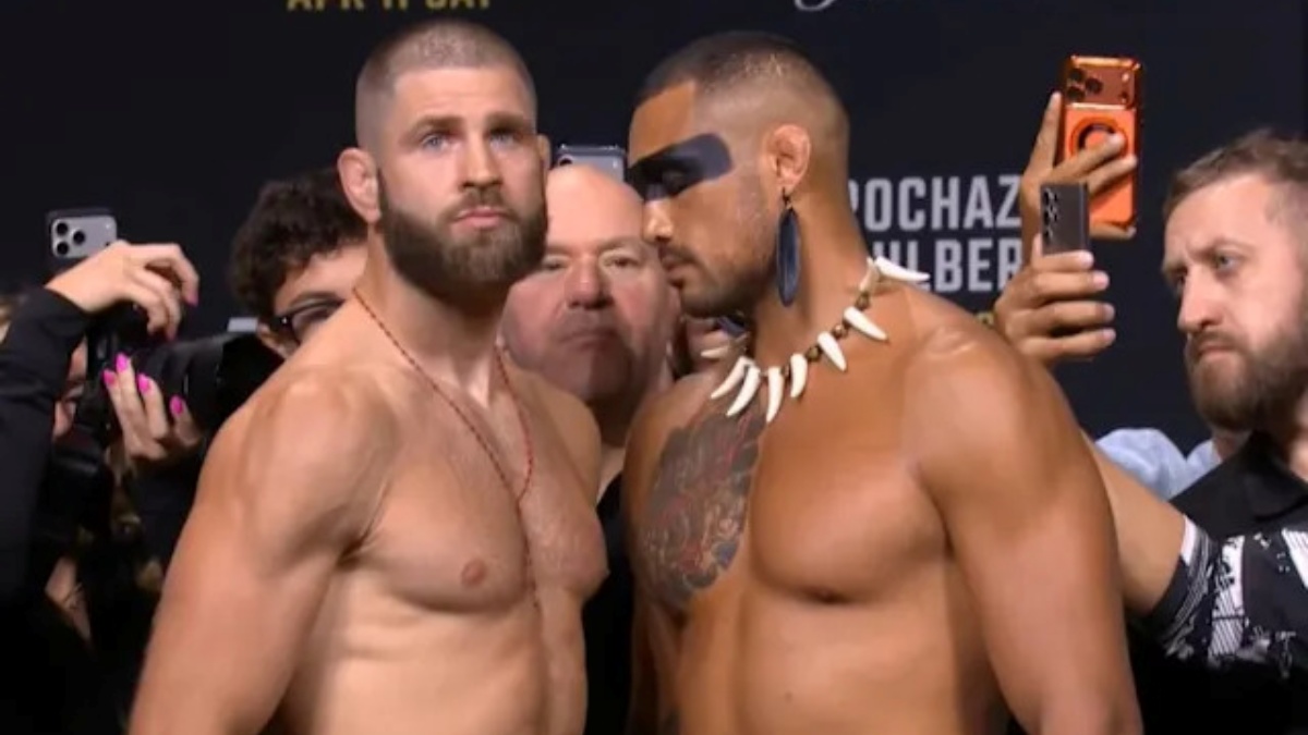 Poslední staredown mezi Procházkou a Ulbergem. Čech slíbil oheň v kleci