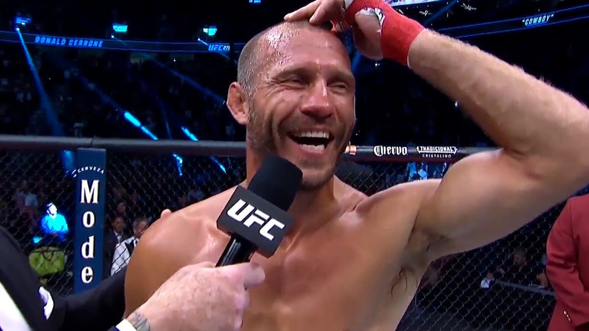 Legenda UFC chystá příchod jako z filmu. Kovboj Cerrone se chce na akci u Bílého domu snést padákem
