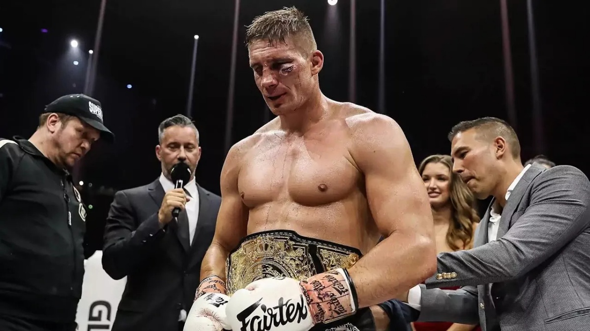 Verhoeven odmítl UFC a vybral si Usyka. Chci překvapit celý svět, řekl král kickboxu před bitvou u pyramid