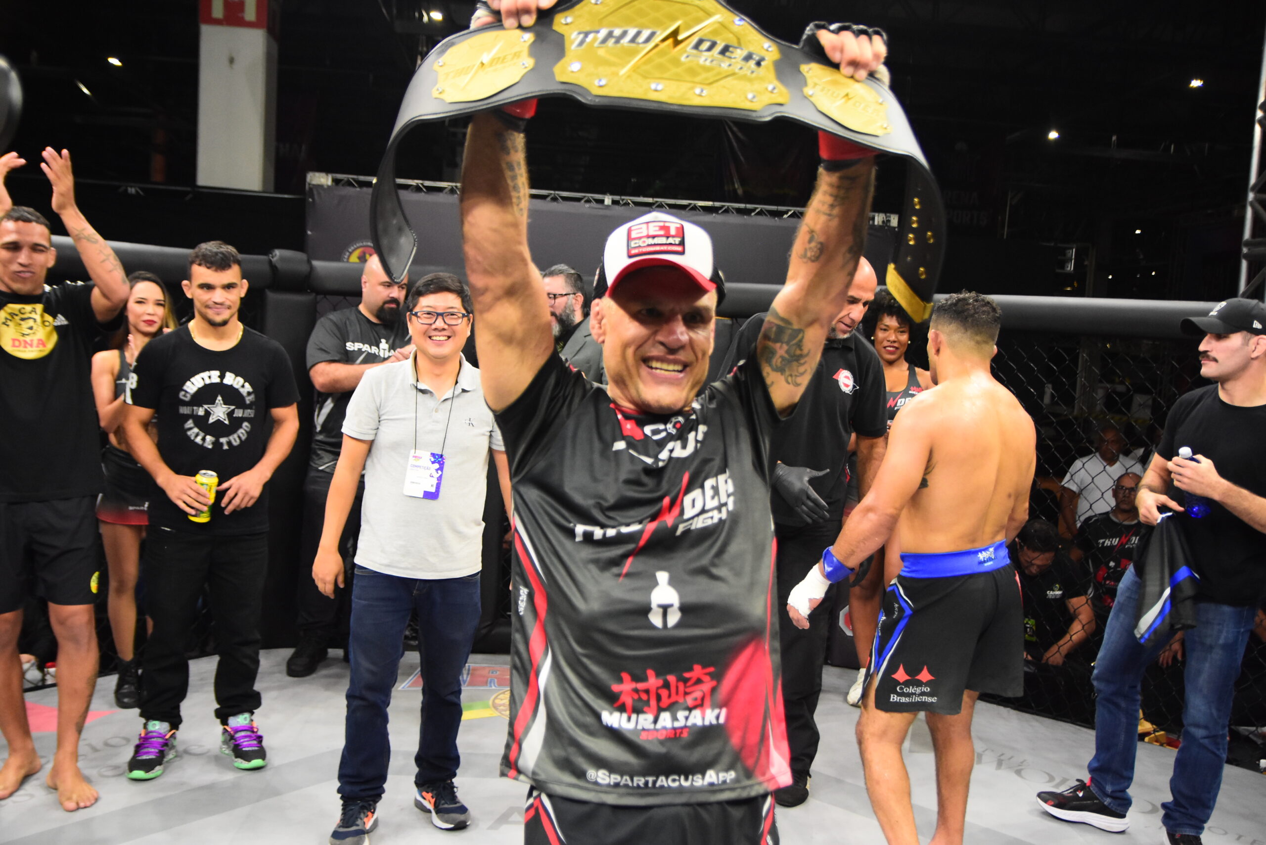 Pásy, série výher i nejrychlejší KO. Rekordy UFC, které dodnes nikdo nepřekonal, správně složí jen 1 fanoušek z 10