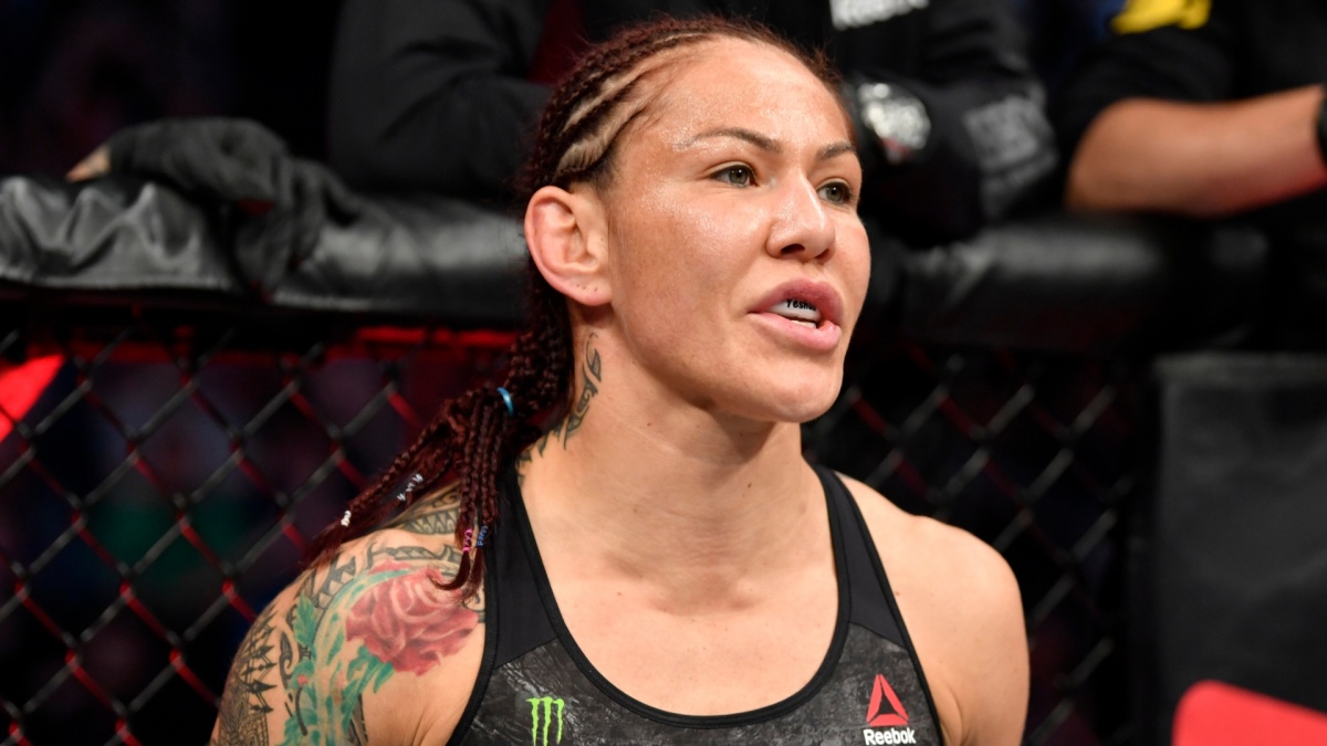 Legenda ženského MMA prošla UFC, Bellatorem i PFL. Cyborg ve 40 letech oznamuje poslední zápas kariéry