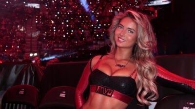 Ukrajinská cage girl se ukázala nahoře bez a fotky dala na Instagram. Fanoušci nevěděli, kam dřív koukat