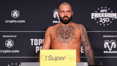 UFC má ostudu před celým Bílým domem. Bojovník na vážení předstíral opilost a zvracení