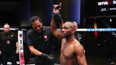 Bojovník UFC čekal devět let na odvetu. Pak trefil pravačku, po které japonská legenda zhasla