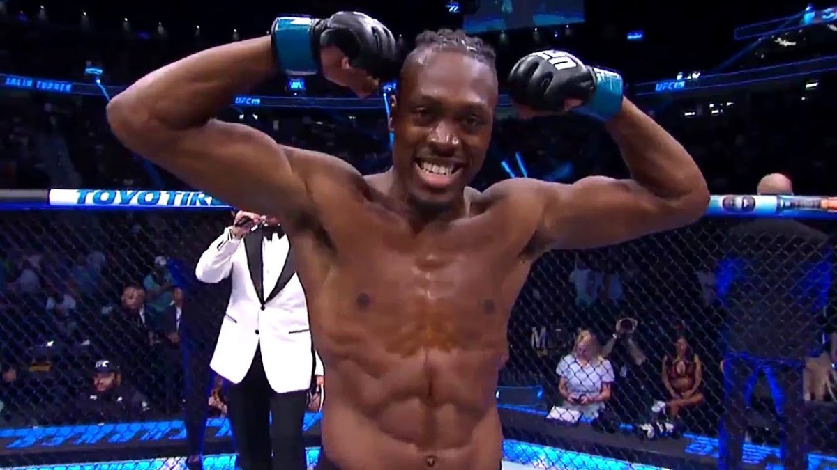 UFC 330: Turner potřeboval jen 39 sekund. Fernandese poslal tvrdě k zemi