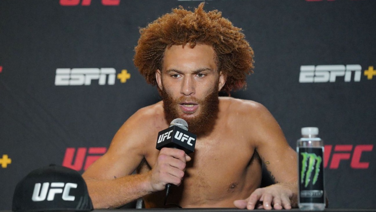 Bývalý bojovník UFC chce ruský pas, přijmout pravoslaví a usadit se na venkově