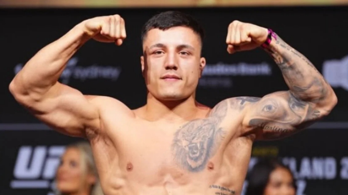 Lehká váha UFC vážila v zápase 86 kilo. Za 24 hodin přibrala 16 kilo
